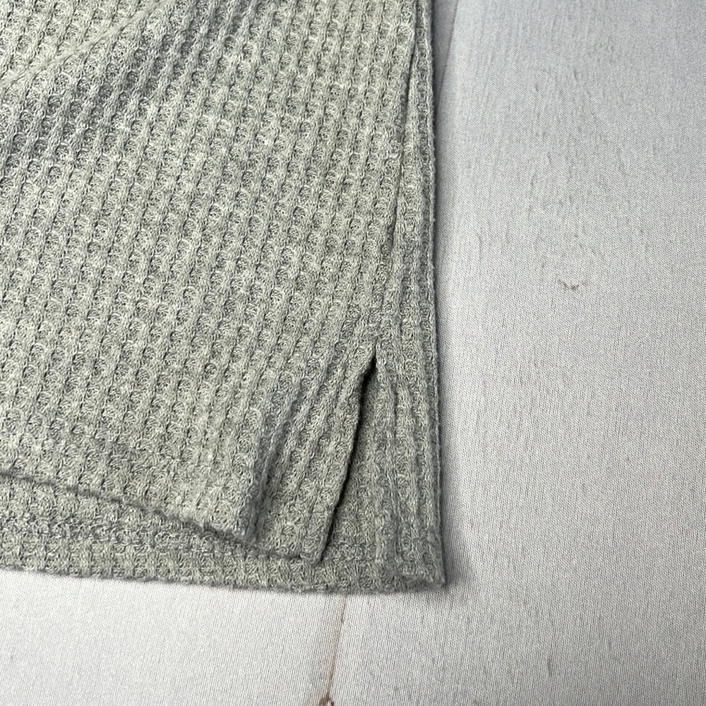 First Love - Camo Sleeve Waffle Knit Grey Top - Size Medium - Picture 3 of 6